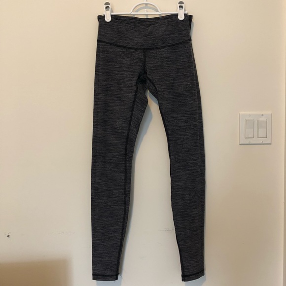 lululemon Wunder Under Luon 28” tight LR - Picture 2 of 6